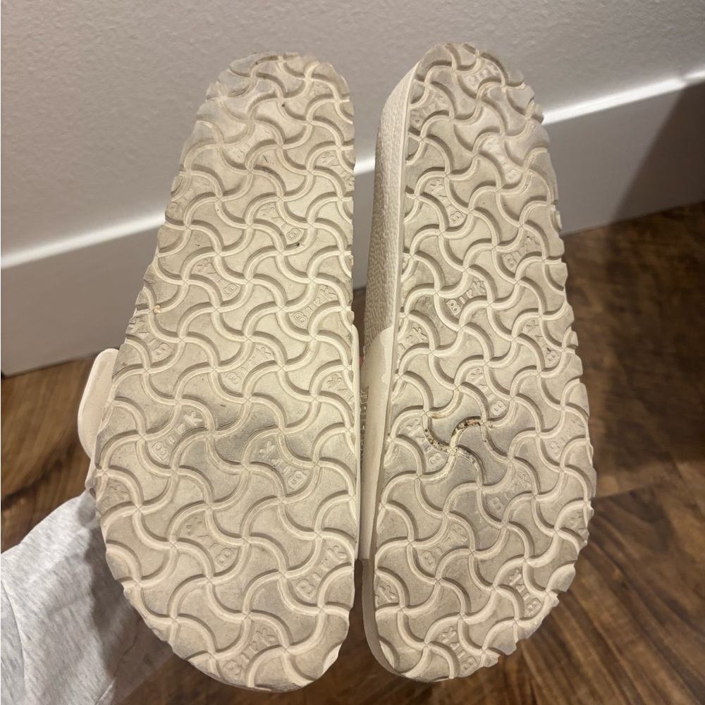 Birkenstock Madrid Big Buckle EVA sandals in the color eggshell. - Picture 6 of 8